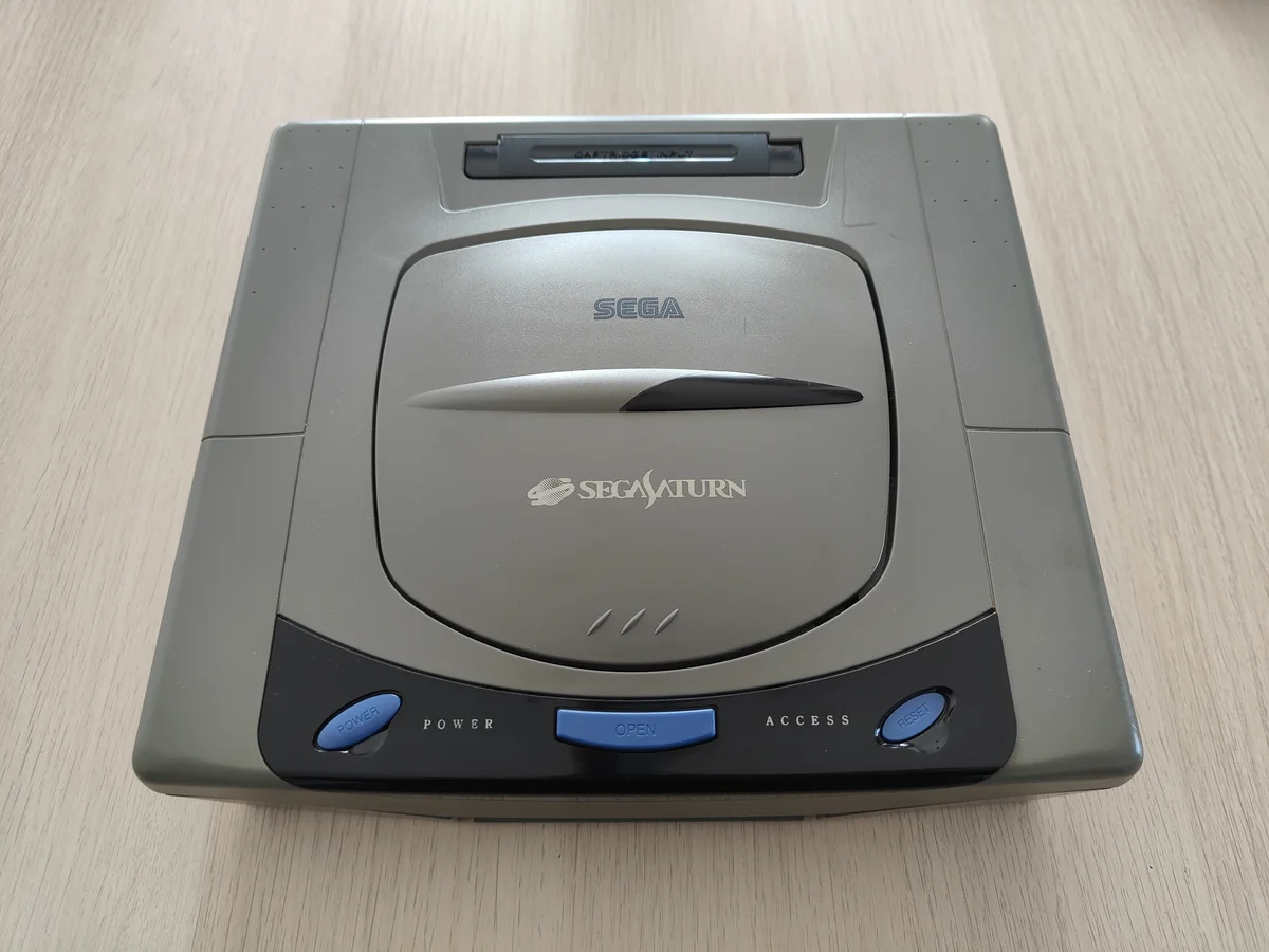 Sega Saturn Japonesa modelo original