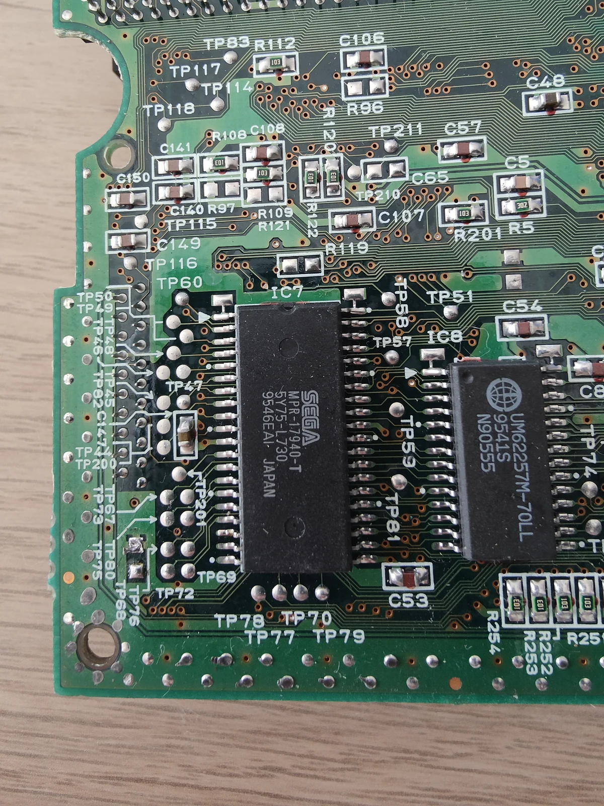 Detalle chip BIOS original MPR-17940-T